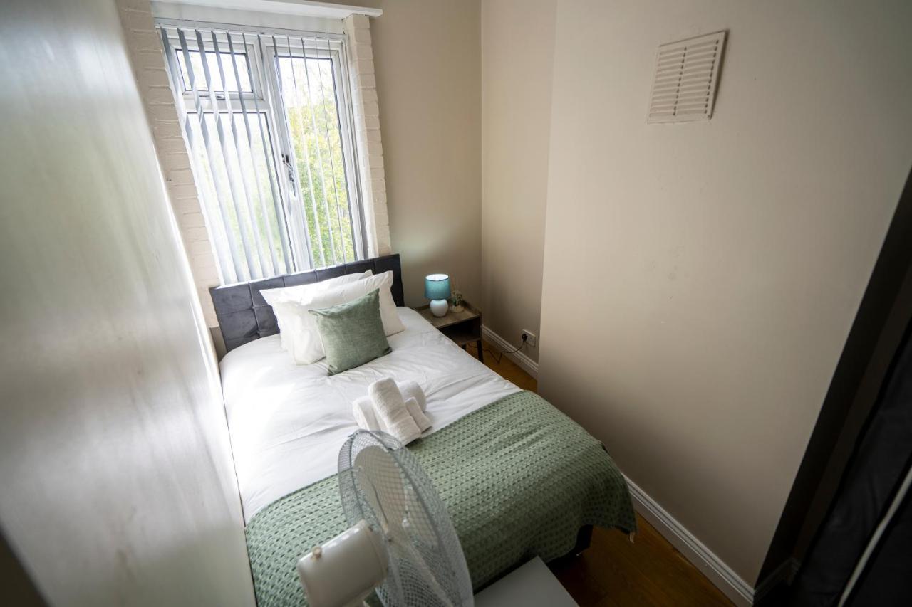 Entire House-Merseyside-Liverpool Birkenhead Dış mekan fotoğraf